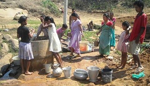তীব্ৰ পানী সংকট : বিভাগীয় কতৃপক্ষয়ে কেতিয়া ব্যবস্থা গ্ৰহণ কৰিব ?
