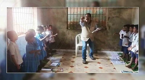 নৃত্যৰ লগতে শিক্ষা দি ছ’চিয়েল মিডিয়াত চৰ্চিত এজন শিক্ষক