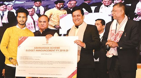 ছাত্ৰ-ছাত্ৰী সকলে শৈক্ষিক দিশত গুৰুত্ব দিব লাগে: মুখ্যমন্ত্ৰী সৰ্বানন্দ সোণোৱাল