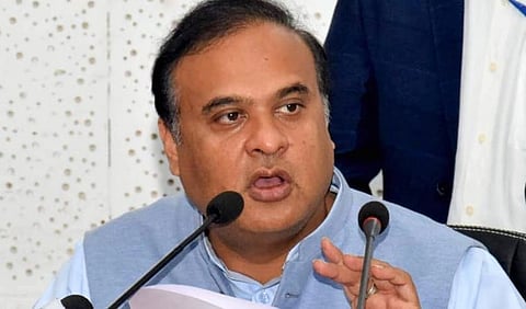 মাৰ্চ মাহৰ ৫০ শতাংশ মাচুলহে ল’ব পাৰিব ব্যক্তিগত স্কুলেঃ শিক্ষামন্ত্ৰী শৰ্মাৰ নিৰ্দেশ
