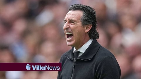 Unai Emery shouting as he manages an Aston Villa game
