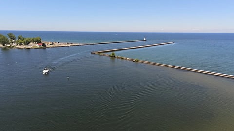 Contract awarded for breakwater repairs at Sodus Point, New York