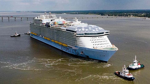 Utopia of the Seas Oasis class Royal Caribbean International Chantiers de l'Atlantique