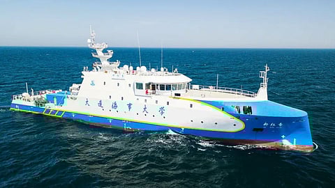 Xinhongzhuan – Chinese training vessel with intelligent navigation research capability