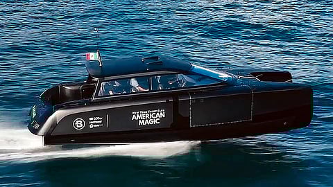 BGH-HSV – Hydrogen yacht chase boat with long endurance and 50-knot top speed