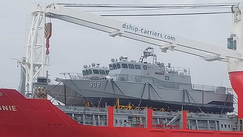 Arrival of the Philippine Navy fast attack interdiction craft PG 908 and PG 909 in Manila's South Harbor, September 17, 2024