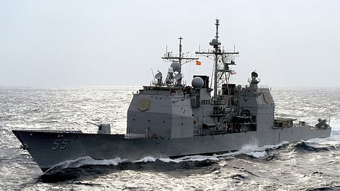 The US Navy guided-missile cruiser USS Leyte Gulf underway in the Atlantic Ocean, February 22, 2004
