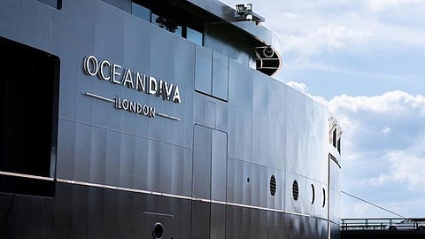 Close-up of Oceandiva London's bow