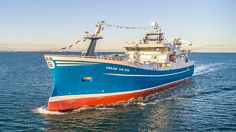 Hakon – Versatile purser/trawler for Icelandic pelagic fishing company