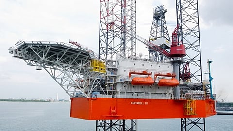 The drilling rig Cantarell III