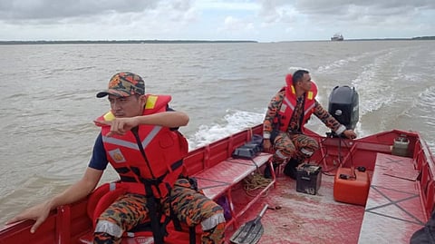 Rescuers scour the waters off Sarawak, Malaysia, to search for a crewmember who went missing after falling overboard from a tug on January 1, 2025.