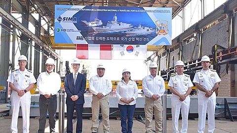 Peruvian President Dina Boluarte with representatives of the Peruvian Navy, SIMA, and HD Hyundai Heavy Industries at the ceremony marking the start of construction of four new Peruvian Navy vessels, January 10, 2025