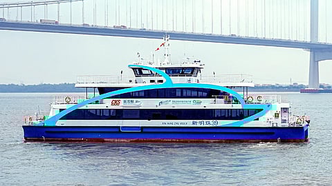 Xin Ming Zhu 39 – Hong Kong's Sun Ferry Services Company acquires electric harbour ferry