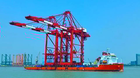 Shanghai Zhenhua Heavy Industries' newest heavy-lift ship sails on maiden voyage