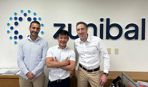Javier Robles (Zunibal), Simon Chen (Zong Hong Marine), and Ángel Martínez (Zunibal) during the official acquisition announcement in Taiwan