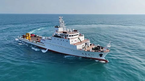 Xiangyanghong 17 – Chinese Ministry of Natural Resources places buoy transport ship into service