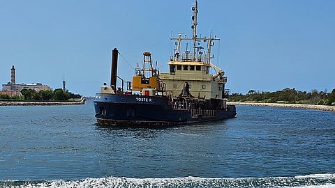 Port of Aveiro starts maintenance dredging
