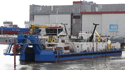 The Project 93.159 dredger Lotos-2 United Shipbuilding Corporation Rosmorrechflot State Transport Leasing Company