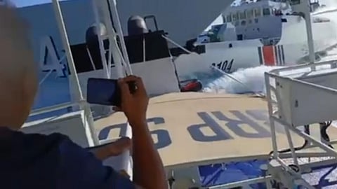 Screenshot of video footage of the collision between a China Coast Guard vessel and a People's Liberation Army Navy warship off Scarborough Shoal in the South China Sea, August 11, 2025