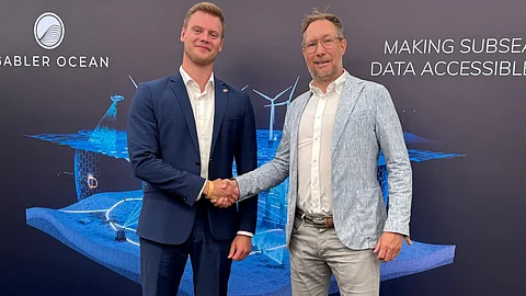 Gabler Business Development Manager Lennart Glas (left) and FLANQ Chief Commercial Officer Daniel Esser
