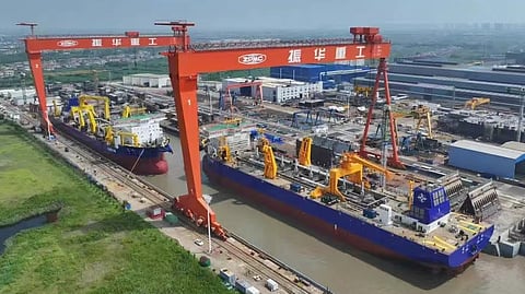 Trailing suction hopper dredgers Tongjun and Junguang