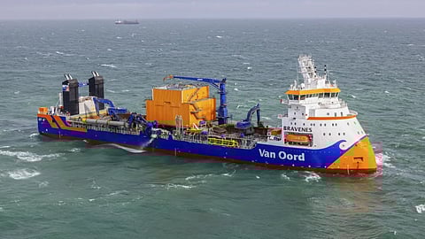 Van Oord's rock installation vessel Bravenes