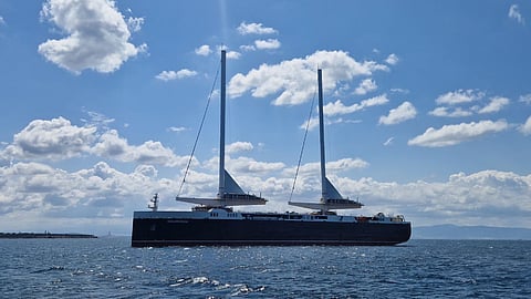 Neoliner Origin with her sails lowered