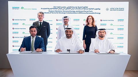 Signing of agreement between Noatum Maritime, Siemens Energy and Green Parrot Tech