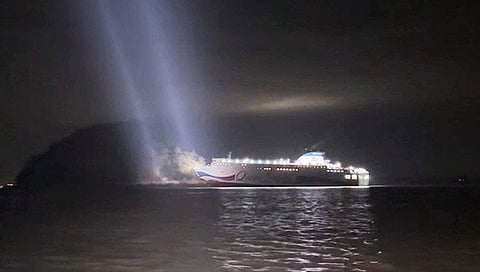 South Korean ferry Queen Jenuvia 2 ran aground on a rocky island off Jindo, November 19, 2025