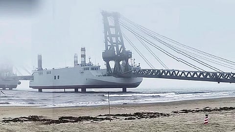 PLA Navy landing barge