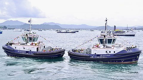 Svitzer's tugs Isla Popa and Isla Uva