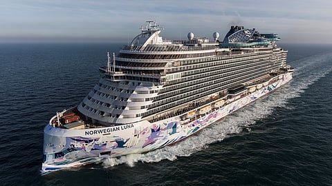 Norwegian Luna