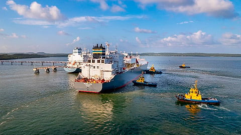 Saam tugs assisting ships