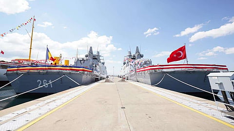 The Romanian Navy corvette Contraamiral Roman (left) and the Turkish Navy corvette TCG Koçhisar during their delivery ceremony at Istanbul Naval Shipyard, June 20, 2026. Both ships belong to the Hisar-class corvettes built by Turkish defence company ASFAT.