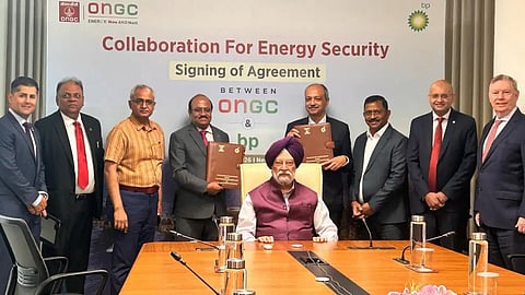 Signing of agreement between ONGC and BP