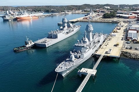 HMAS Anzac (right) and HMAS Arunta at Fleet Base West, Garden Island (Photo: RAN)