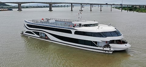 Jianglong Shipbuilding wraps up sea trials of new tour boat for Qiantang River
