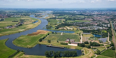Boskalis acquires two dike reinforcement projects in Netherlands