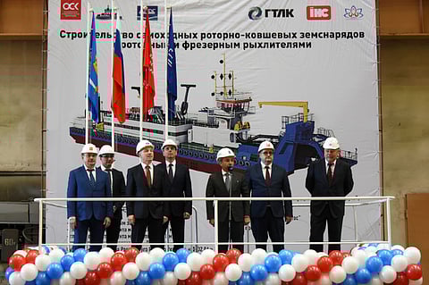 Lotos Shipyard lays keels of two new dredgers