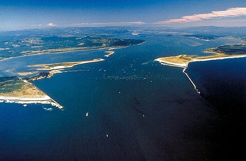 Aerial view of the mouth of the Columbia River (Photo: US Army Corps of Engineers)