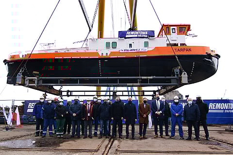 Polish yard launches second new icebreaker for Szczecin water authority
