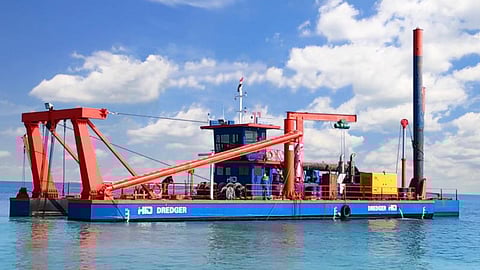 Photo: HID Dredger