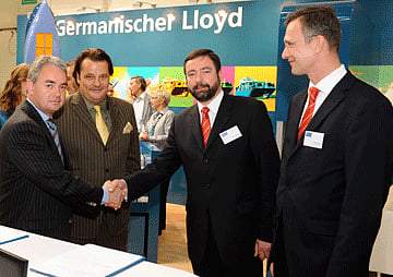 New energy efficient bulk carrier design