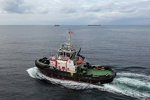 VESSEL REVIEW | Hadera – Shallow-draught tug to support coal transport in Israel