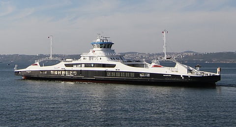 VESSEL REVIEW | Rødvenfjord – Fjord1 double-ender features hybrid power and autonomous sailing modes