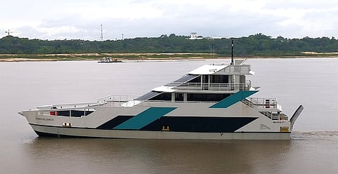 VESSEL REVIEW | Ferry Del Chaco – Unusual, shallow-draught Ro-Pax for Paraguay’s river network