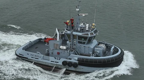 Photo: Macduff Ship Design