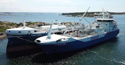 Ship-to-ship bunkering operations (Photo: Gasum)