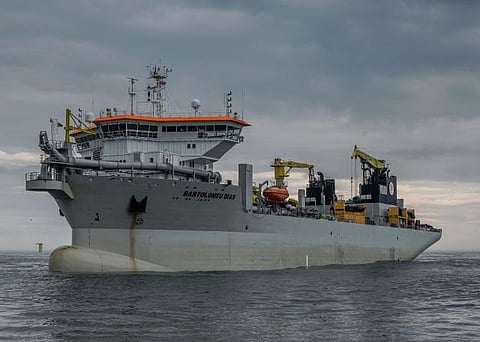 839998e06c2f41419e3797450bd73178