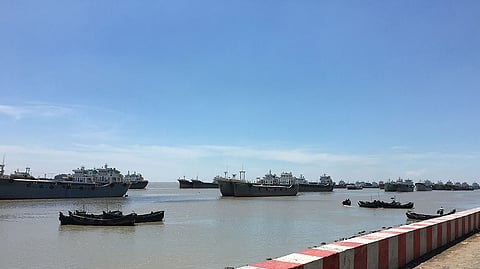 The proposed Sitakunda Port will be in the Sandwip Channel, downstream from the Feni-Mirasarai River. a90efee6e344dfa68c9a0dcfa205b0c8